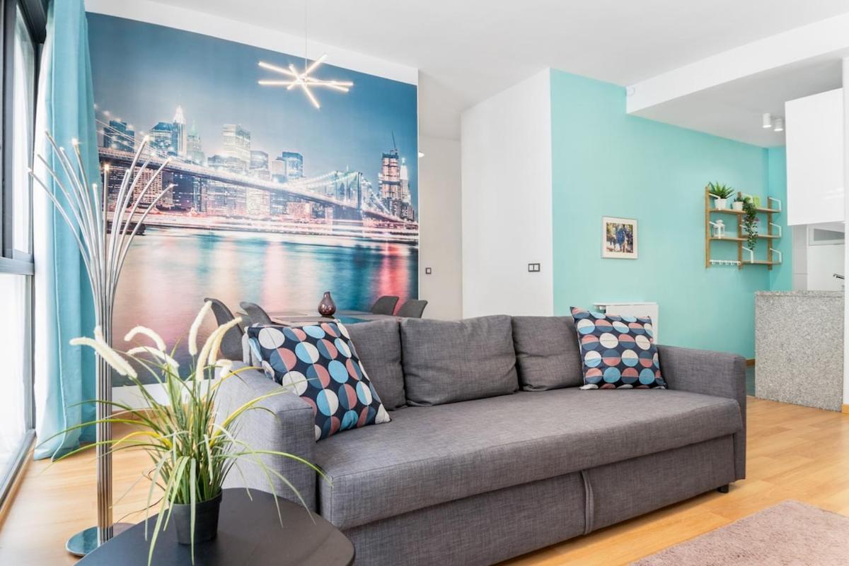 -Malagasunapts- Modern Citycentre Pool&Parking Εξωτερικό φωτογραφία