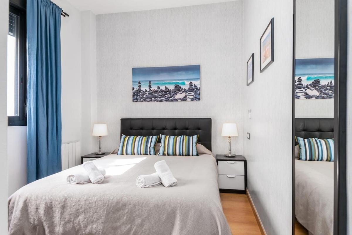 -Malagasunapts- Modern Citycentre Pool&Parking Εξωτερικό φωτογραφία